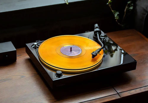 200 dollar turntable